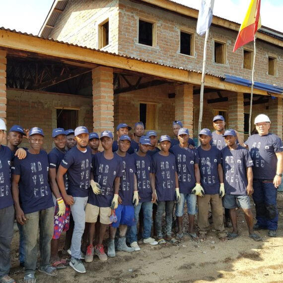 novelec eresma amigos sierra leona