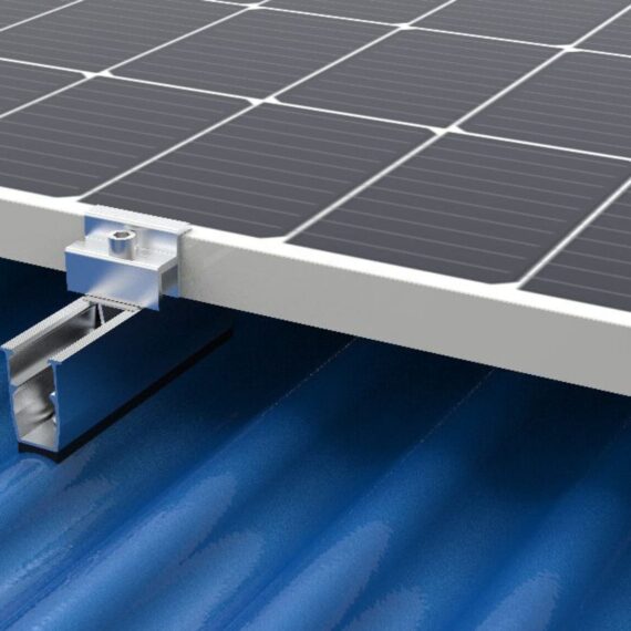 El reto de instalar sistemas fotovoltaicos en techos de chapa ondulada Novelec (2)